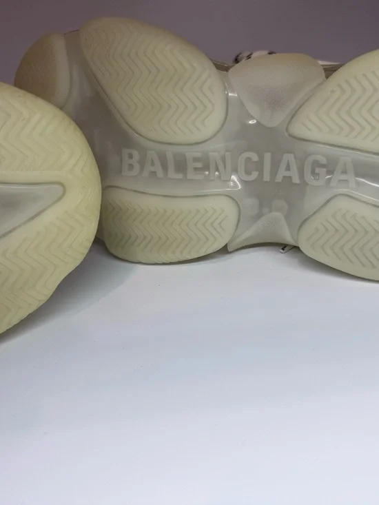 Balenciaga Triple S Sneakers in Off-White and Translucent Sole - Picture 7 of 9